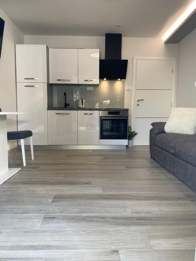 Apartment Bono Baška Voda Exterior foto