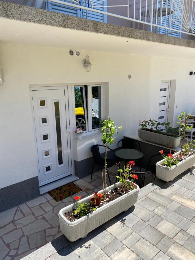 Apartment Bono Baška Voda Exterior foto